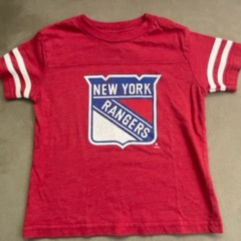 New York Rangers t-shirt size 2